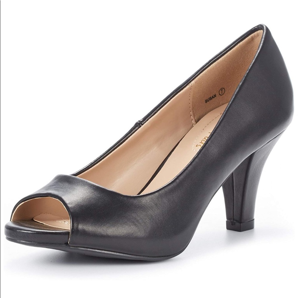 Black Peep Toe Heels - Practically NEW 👠
